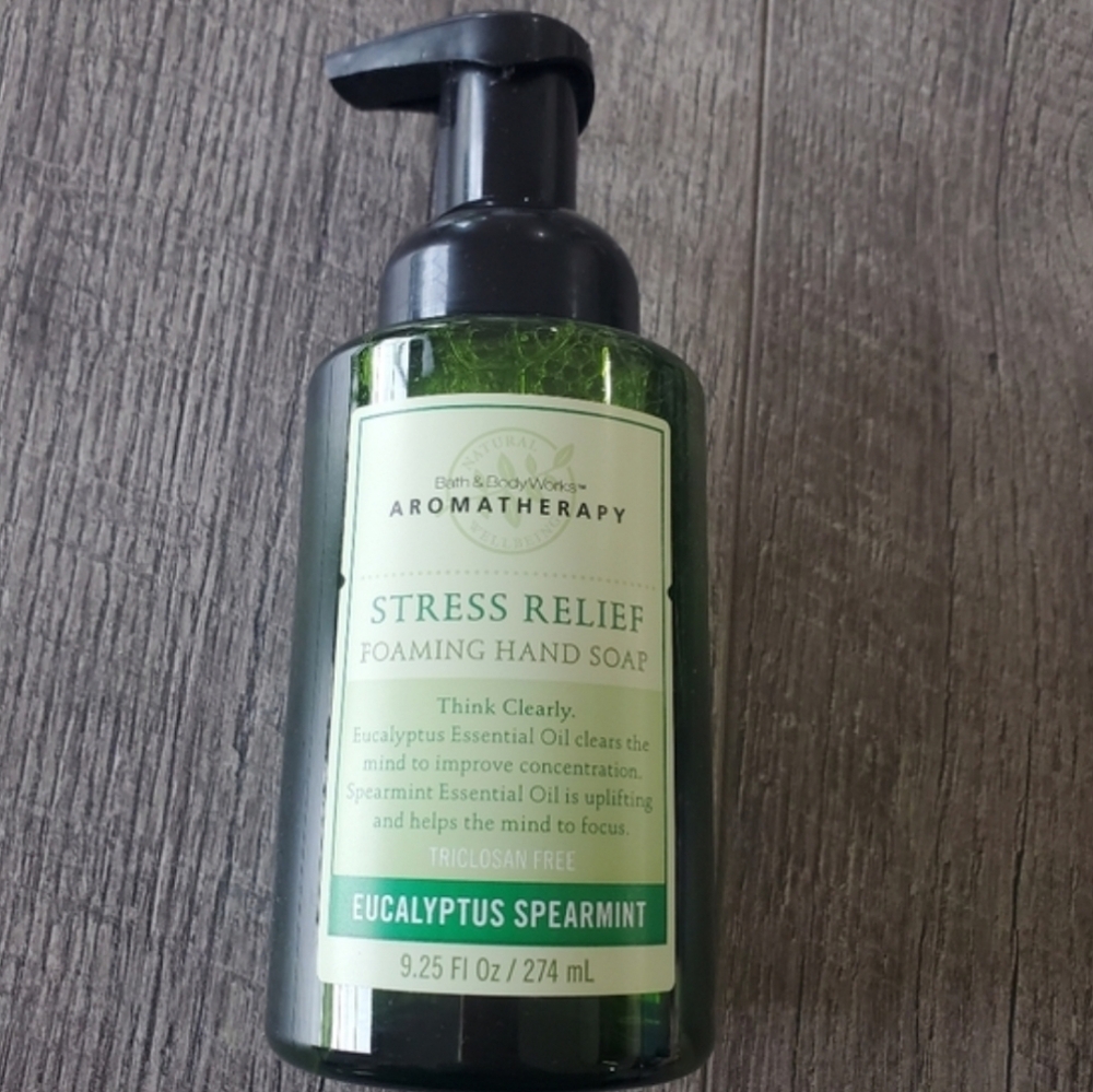 Bath And Body Works Aromatherapy Eucalyptus Spearment Hand Soap